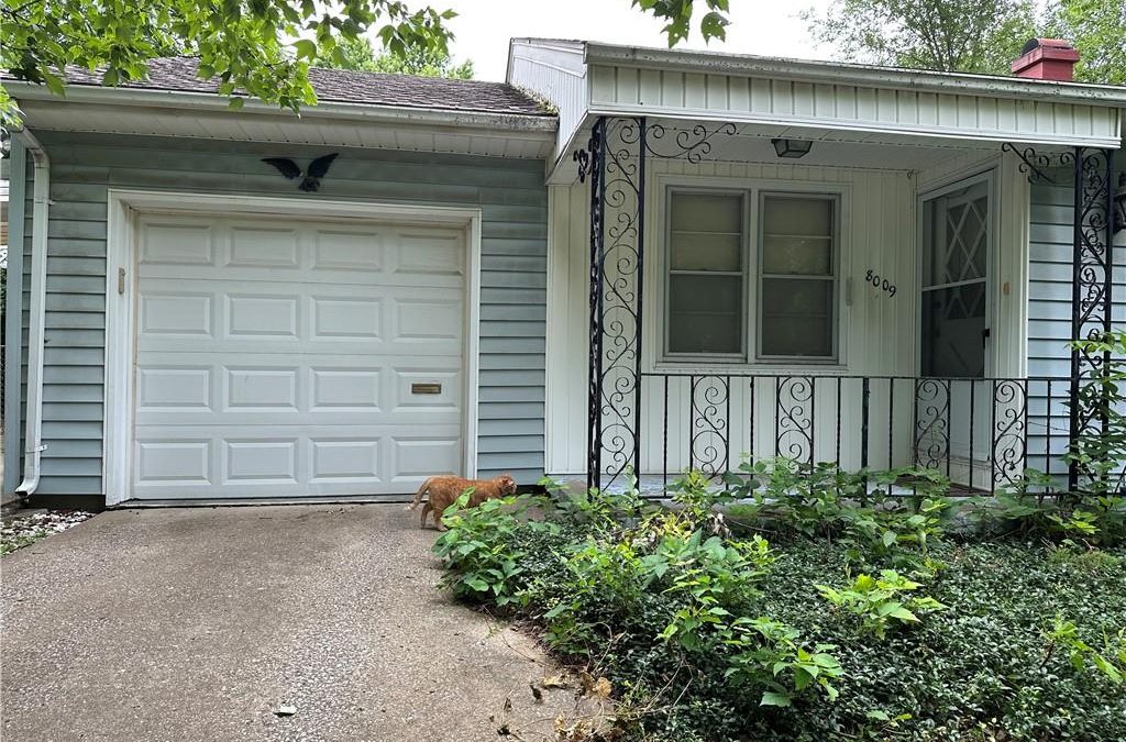 Sold | 8009 Hunter Street, Raytown, MO 64133